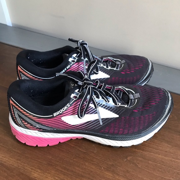 Brooks Shoes - Women’s Ghost 10